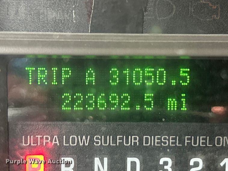 image for item ET3133 2008 Ford F250 Super Duty XLT Crew Cab pickup truck