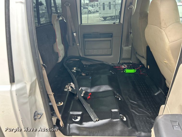 image for item ET3133 2008 Ford F250 Super Duty XLT Crew Cab pickup truck