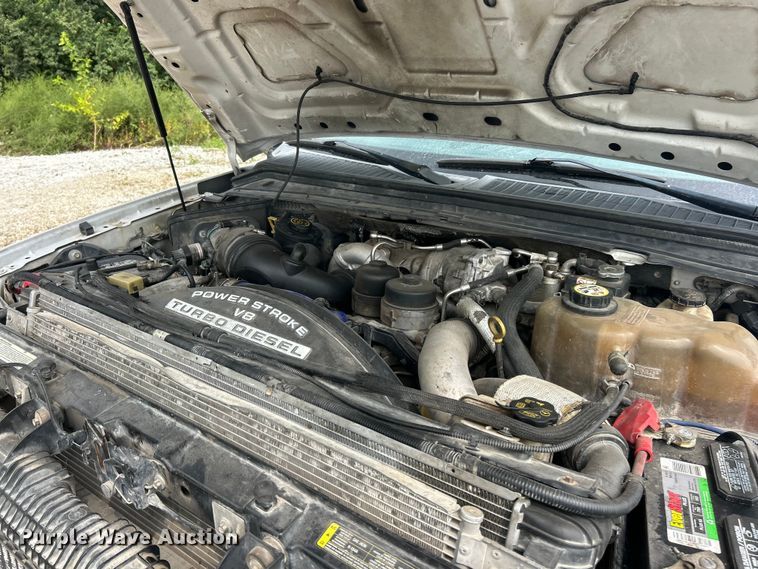 image for item ET3133 2008 Ford F250 Super Duty XLT Crew Cab pickup truck