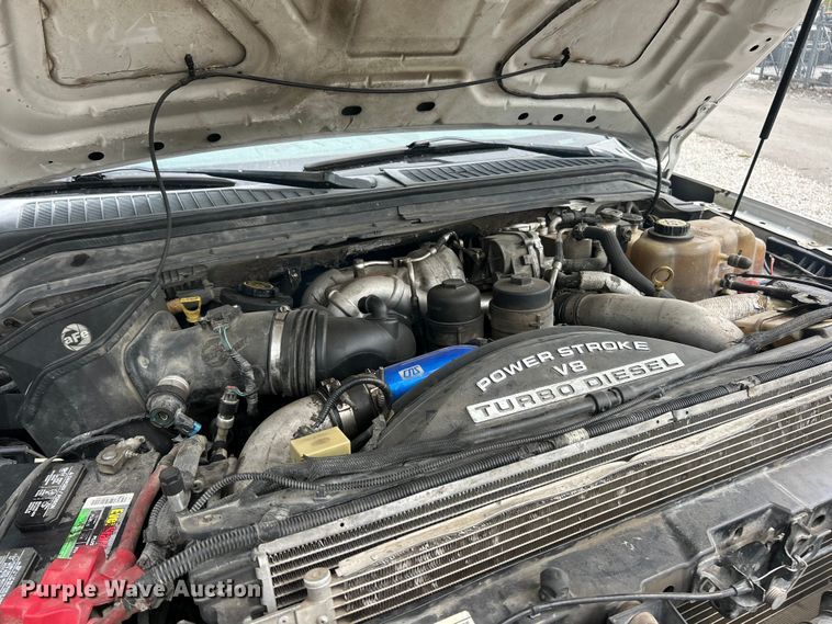 image for item ET3133 2008 Ford F250 Super Duty XLT Crew Cab pickup truck