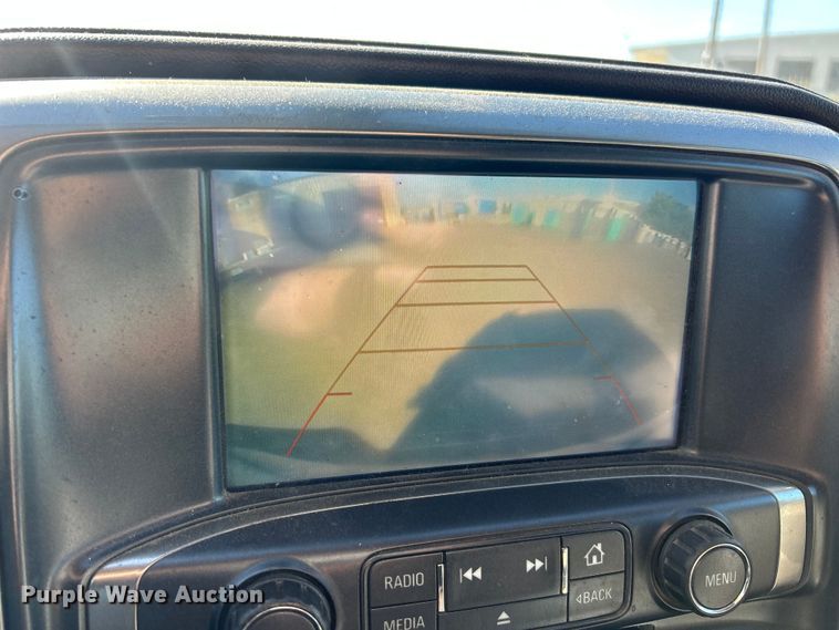 image for item ET3219 2019 Chevrolet Silverado 3500HD Crew Cab pickup truck