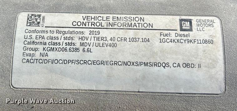 image for item ET3219 2019 Chevrolet Silverado 3500HD Crew Cab pickup truck