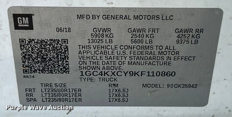 image for item ET3219 2019 Chevrolet Silverado 3500HD Crew Cab pickup truck