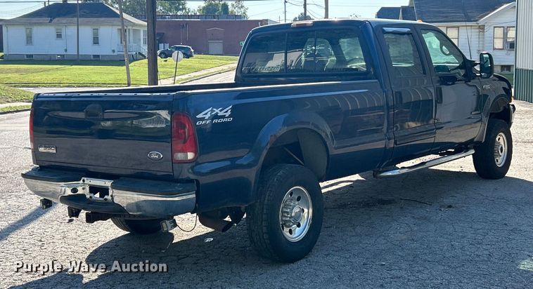 image for item ET3225 2001 Ford F-350 XL Super Duty Crew Cab pickup truck