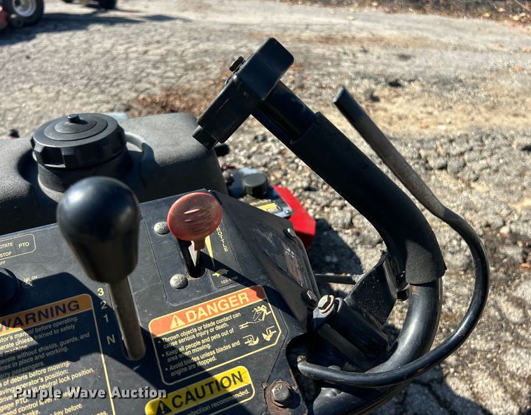 image for item ET3228 2008 Exmark THP15KA363 lawn mower