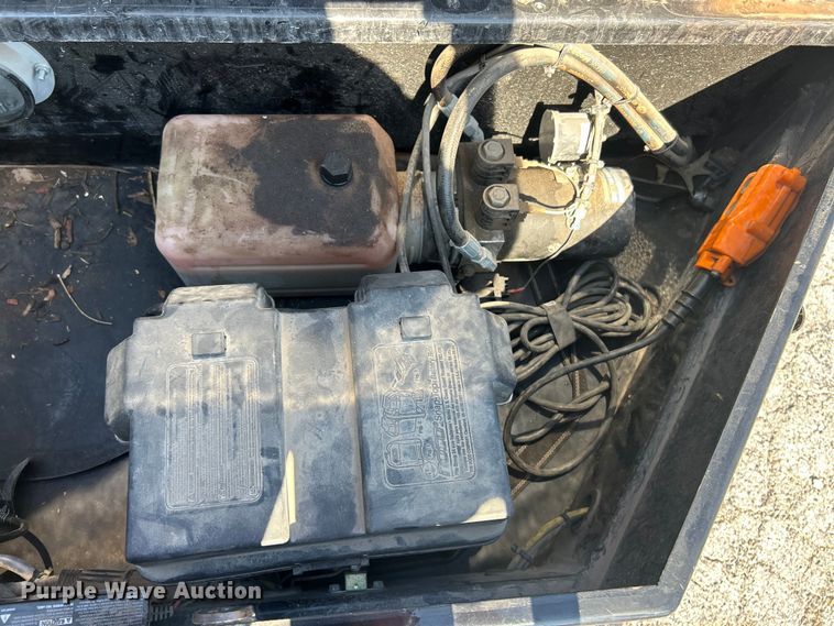 image for item ET3229 2014 Behnke DT81X14E702 dump trailer