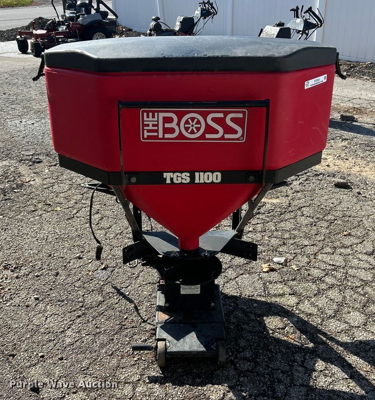 image for item ET3232 The Boss TGS 1100 spreader