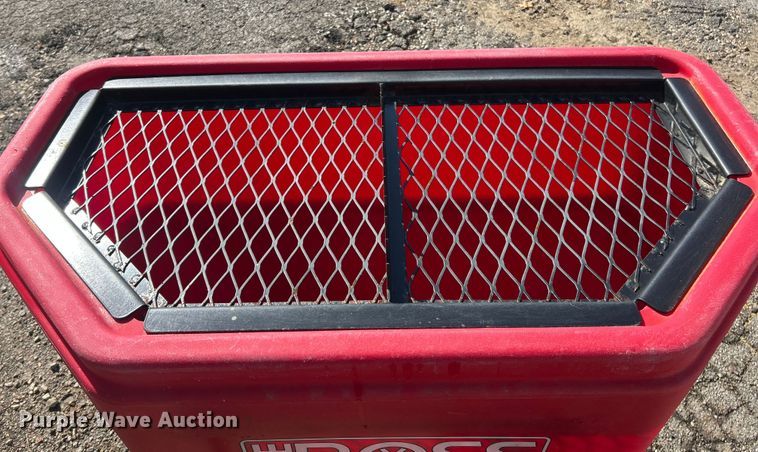image for item ET3232 The Boss TGS 1100 spreader
