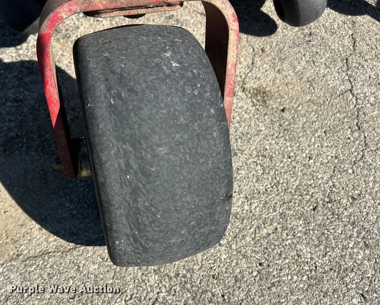 image for item ET3233 Exmark LZX801GKA60600 ZTR lawn mower