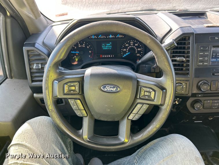 image for item ET3371 2017 Ford F150 SuperCab pickup truck