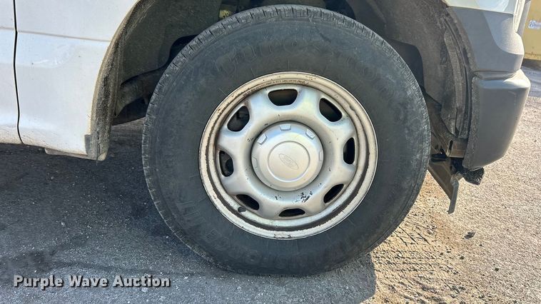 image for item ET3371 2017 Ford F150 SuperCab pickup truck