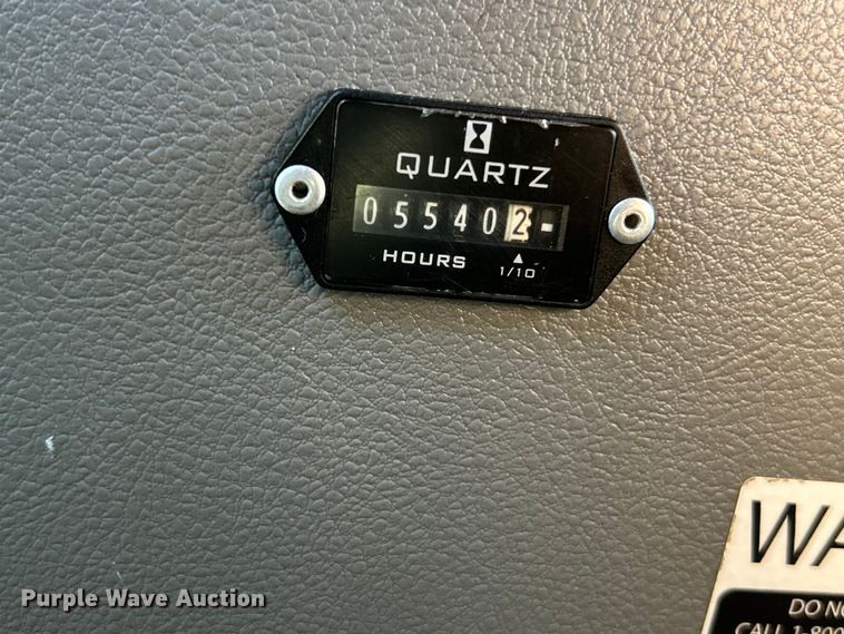 image for item ET3387 2018 Ford E-450 Super Duty refrigerated delivery truck