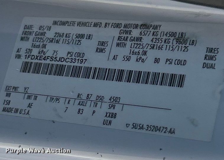 image for item ET3387 2018 Ford E-450 Super Duty refrigerated delivery truck