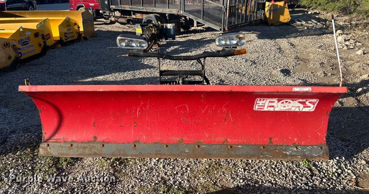 image for item ET3389 The Boss Smart Shield snow plow