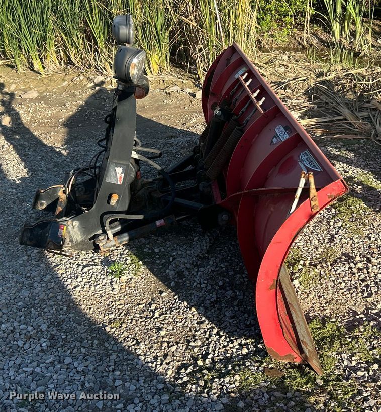 image for item ET3389 The Boss Smart Shield snow plow