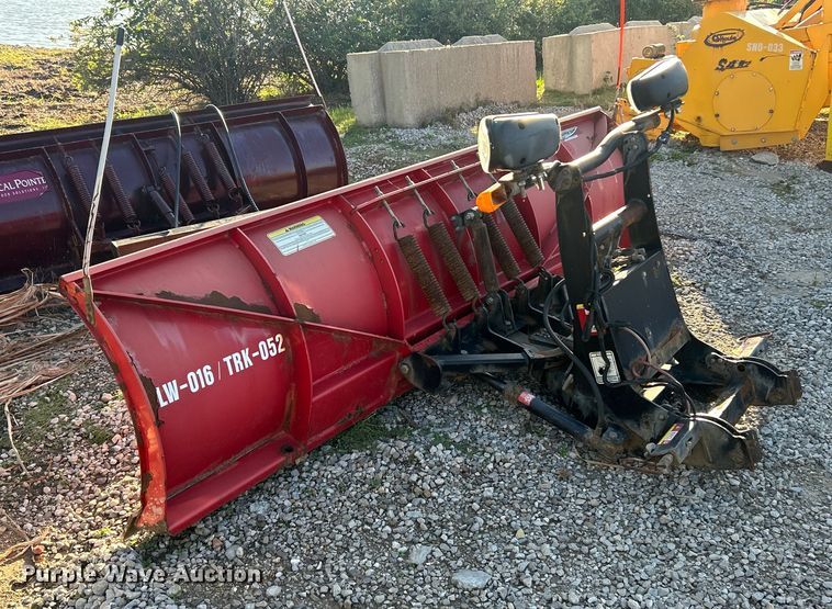 image for item ET3389 The Boss Smart Shield snow plow