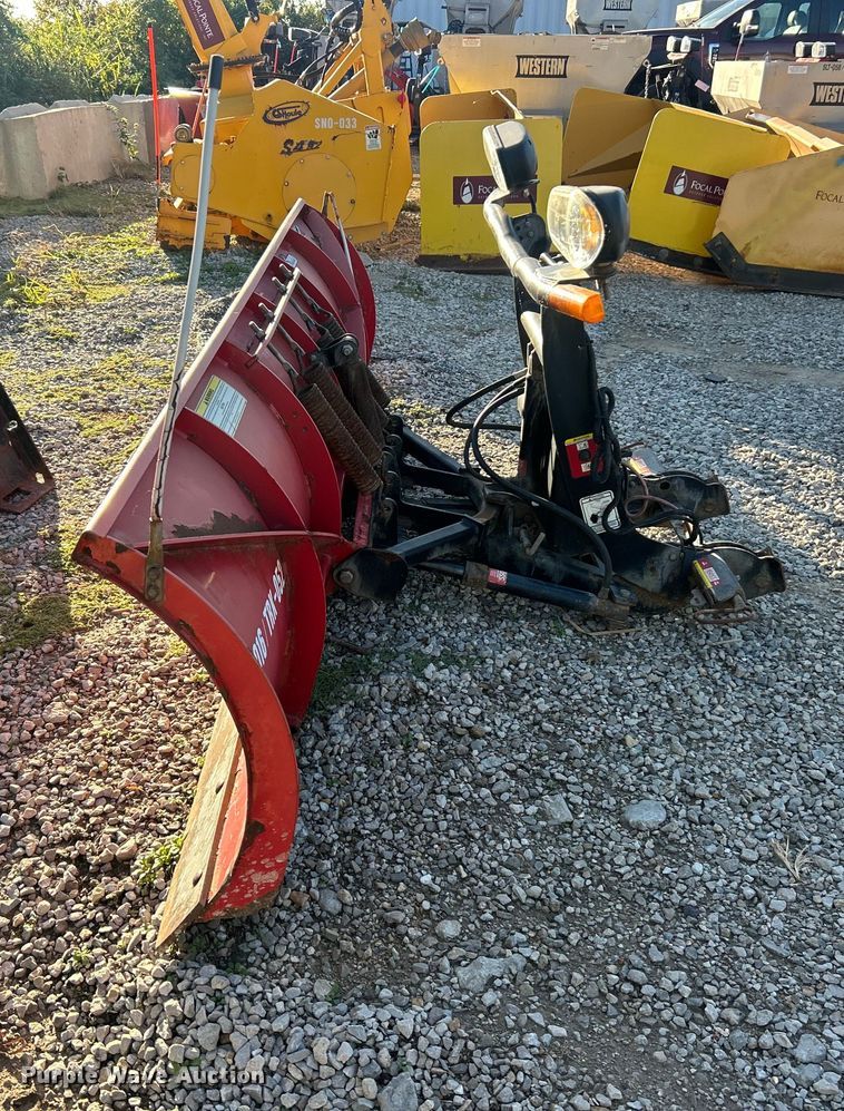 image for item ET3389 The Boss Smart Shield snow plow