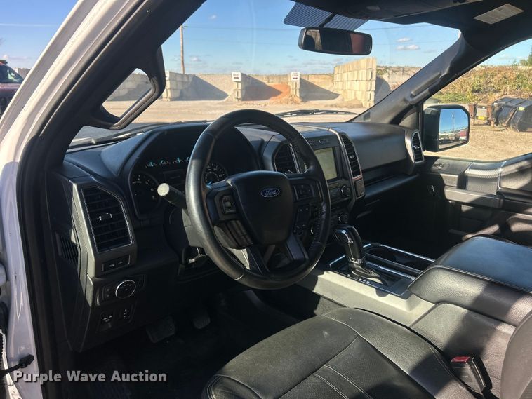 image for item ET3390 2018 Ford F150 XLT SuperCrew pickup truck