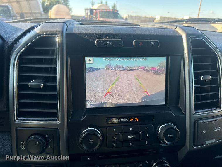 image for item ET3390 2018 Ford F150 XLT SuperCrew pickup truck