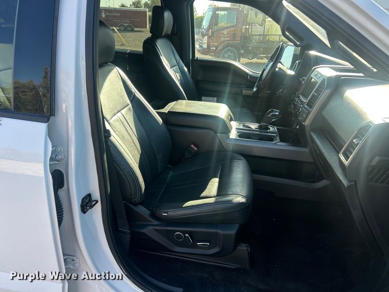 image for item ET3390 2018 Ford F150 XLT SuperCrew pickup truck