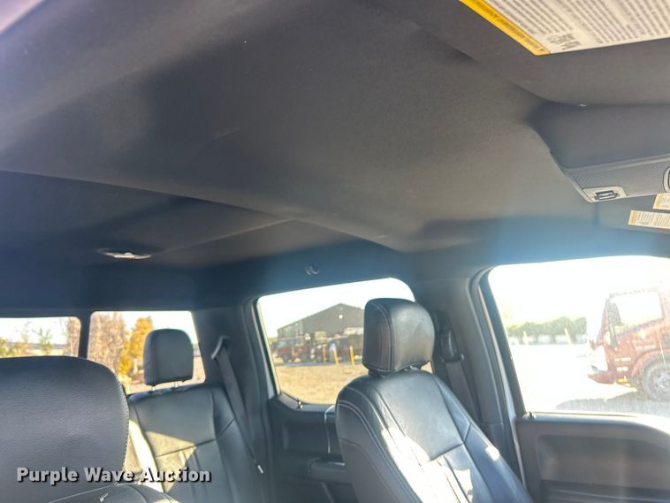 image for item ET3390 2018 Ford F150 XLT SuperCrew pickup truck