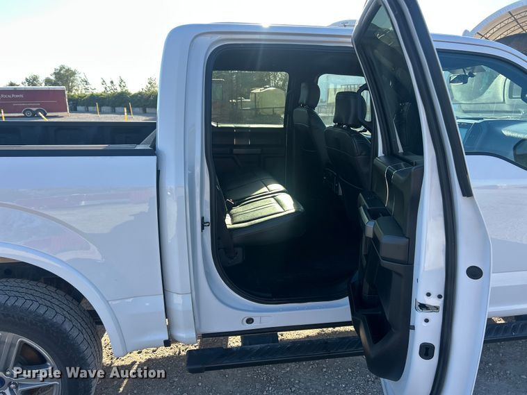 image for item ET3390 2018 Ford F150 XLT SuperCrew pickup truck