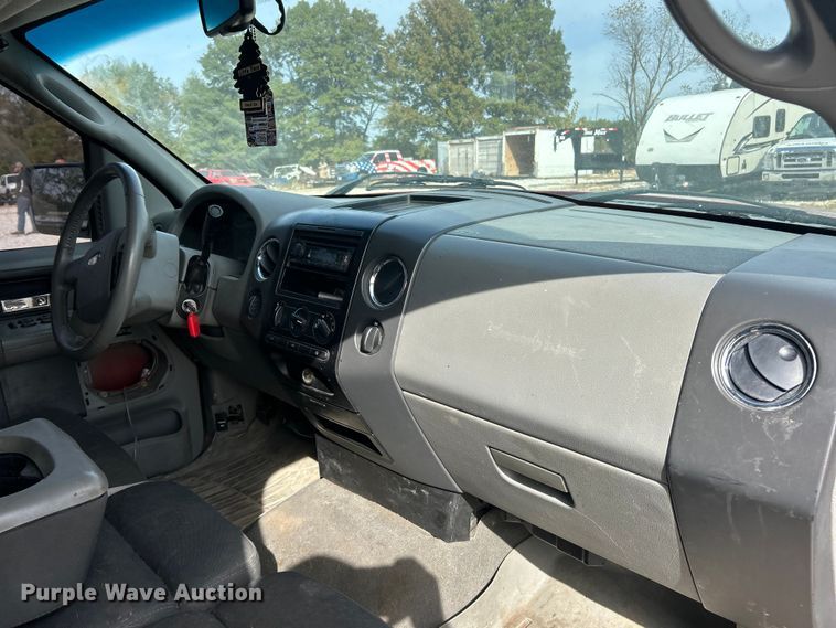 image for item ET3391 2008 Ford F150 XLT SuperCrew pickup truck