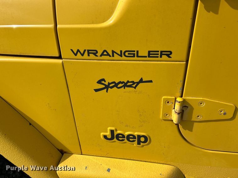 image for item ET3392 2002 Jeep Wrangler Sport SUV