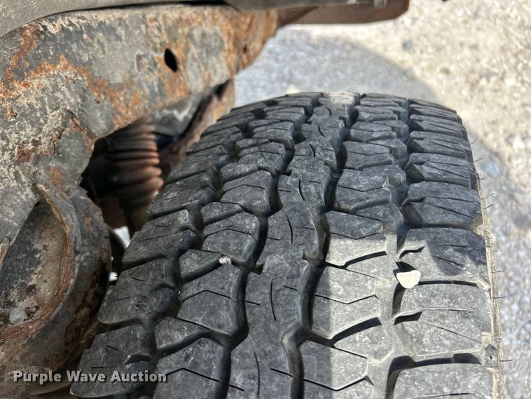 image for item ET3392 2002 Jeep Wrangler Sport SUV