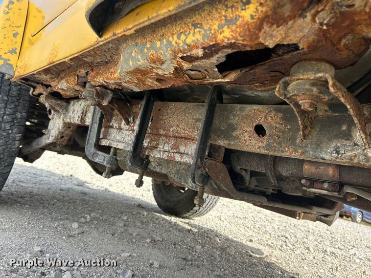 image for item ET3392 2002 Jeep Wrangler Sport SUV