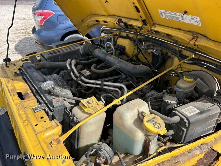 image for item ET3392 2002 Jeep Wrangler Sport SUV