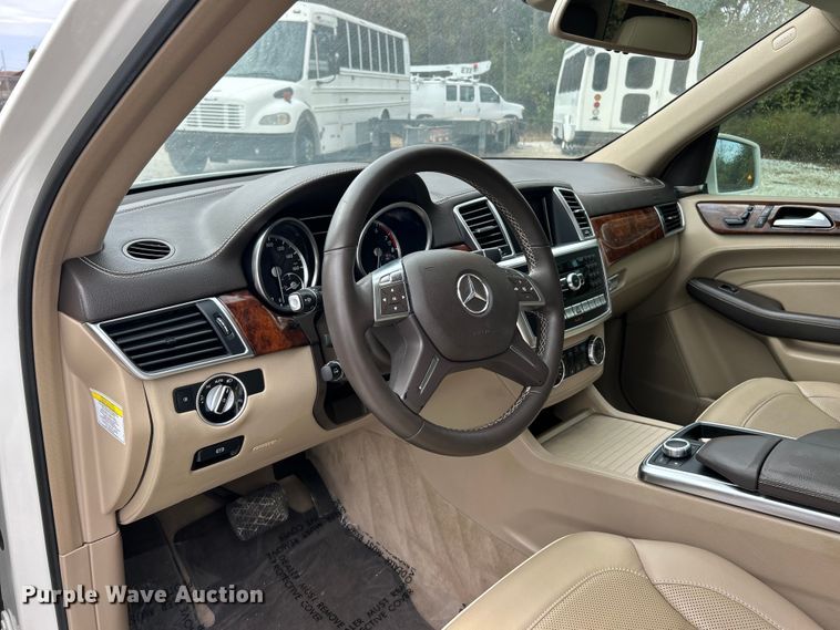 image for item ET3395 2013 Mercedes-Benz ML 550 SUV