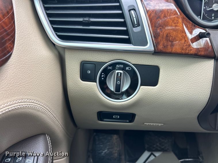 image for item ET3395 2013 Mercedes-Benz ML 550 SUV