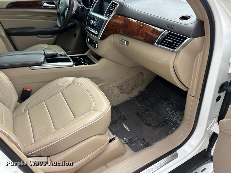 image for item ET3395 2013 Mercedes-Benz ML 550 SUV