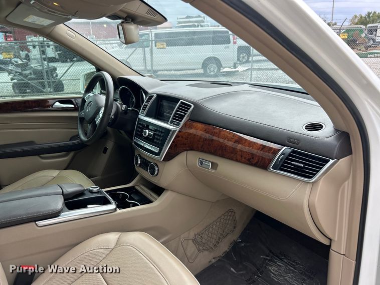 image for item ET3395 2013 Mercedes-Benz ML 550 SUV