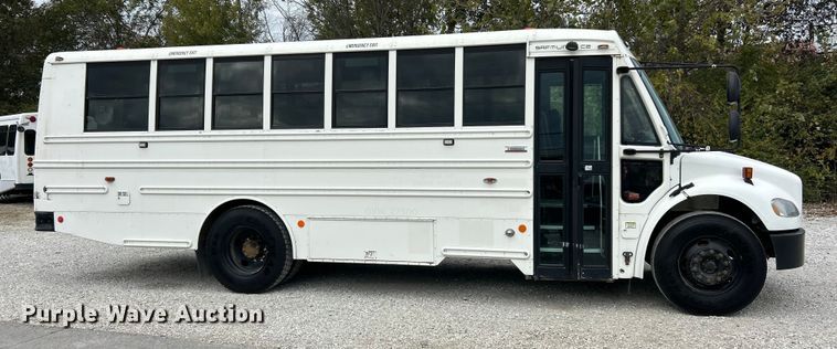 image for item ET3398 2014 Thomas Built B2 school bus