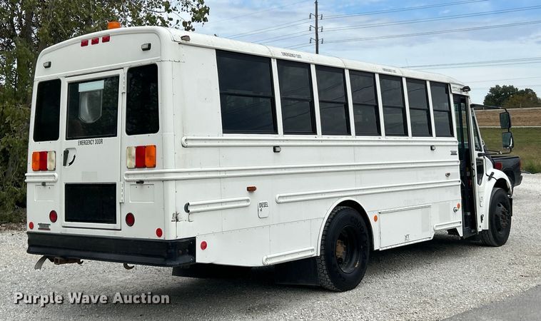 image for item ET3398 2014 Thomas Built B2 school bus