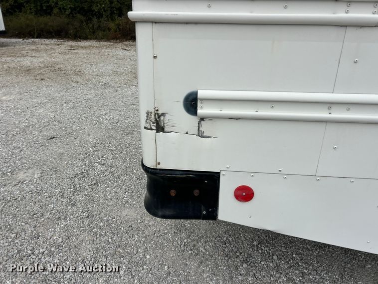 image for item ET3398 2014 Thomas Built B2 school bus