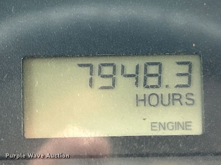 image for item ET3398 2014 Thomas Built B2 school bus