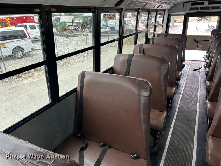 image for item ET3398 2014 Thomas Built B2 school bus