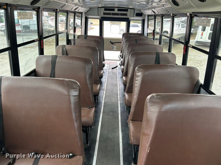 image for item ET3398 2014 Thomas Built B2 school bus