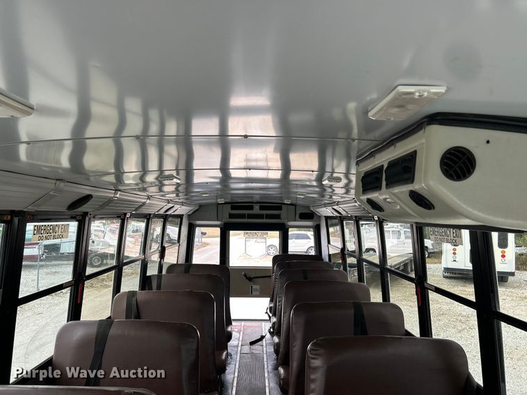 image for item ET3398 2014 Thomas Built B2 school bus