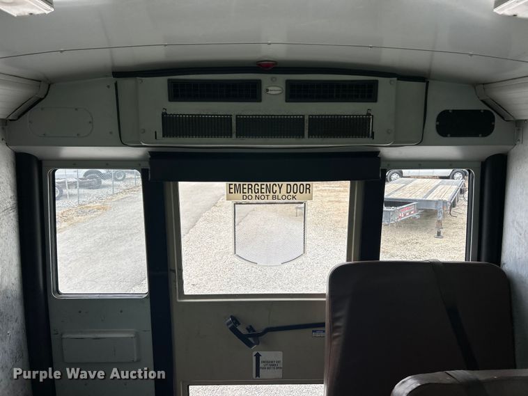 image for item ET3398 2014 Thomas Built B2 school bus