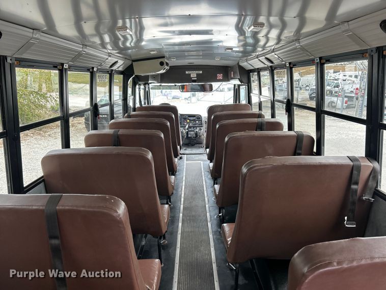 image for item ET3398 2014 Thomas Built B2 school bus