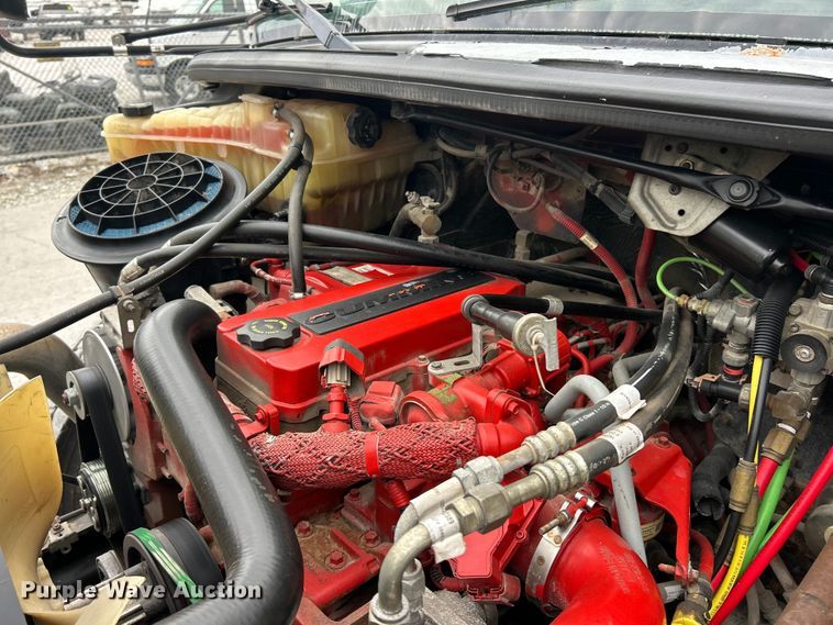 image for item ET3398 2014 Thomas Built B2 school bus