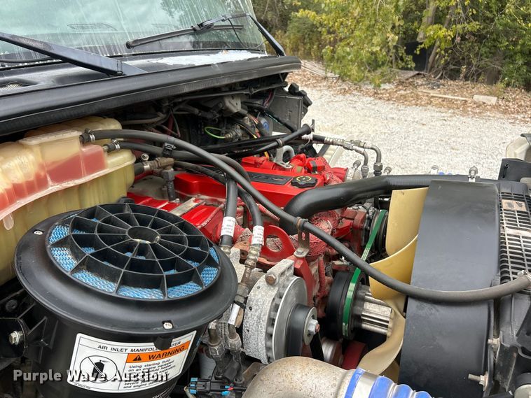 image for item ET3398 2014 Thomas Built B2 school bus