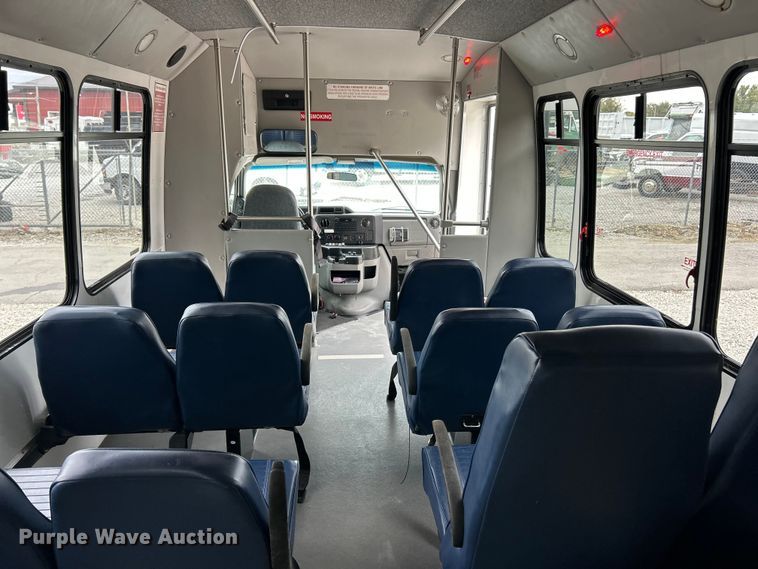 image for item ET3400 2011 Ford E350 Super Duty shuttle bus