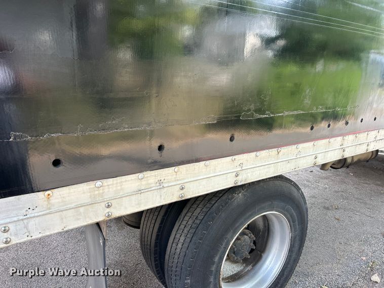 image for item ET3488 2006 Freightliner Business Class M2 refrigerated truck