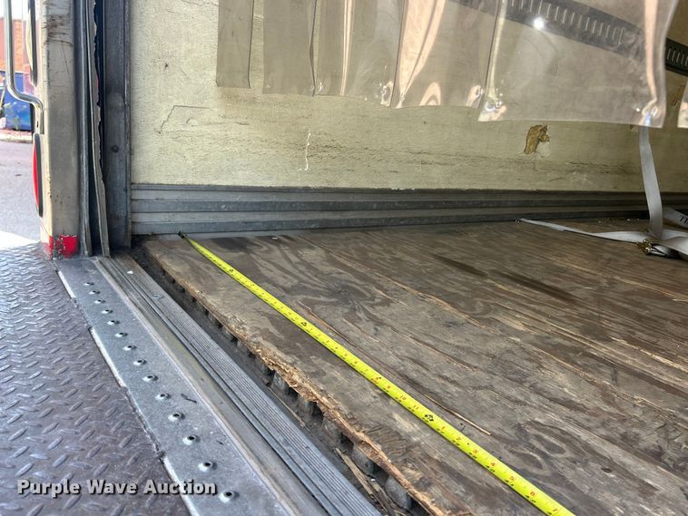 image for item ET3488 2006 Freightliner Business Class M2 refrigerated truck