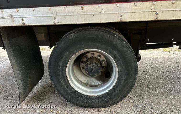 image for item ET3488 2006 Freightliner Business Class M2 refrigerated truck